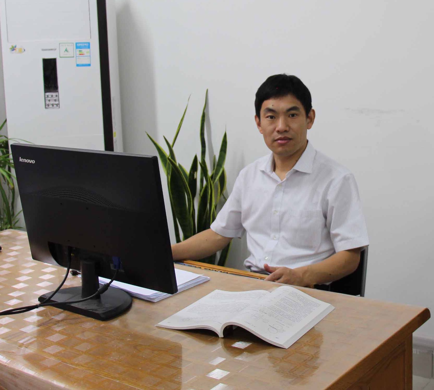 必赢3003no1线路检测中心院长李辉平